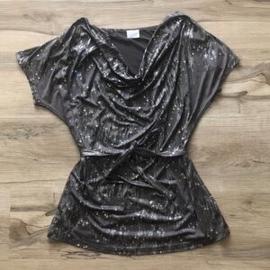 Suzy Shier Elegant Gray Sequin Women's Top with Waist Tie